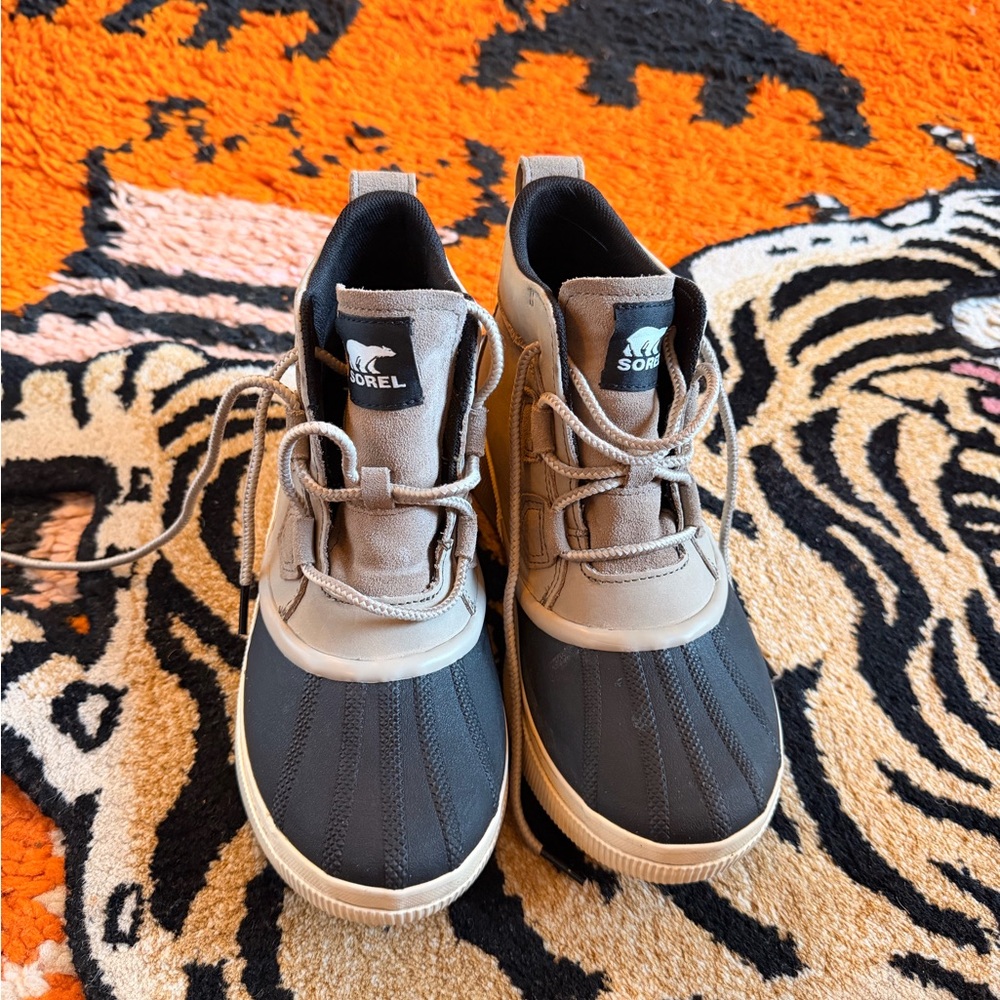 SOREL
Out N About™ IV Classic boots Black and Brown Lace-Up Boots